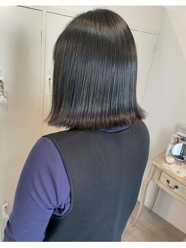 ロッカヘアエジェ(ROCCA hair eje.) くびれヘアシンプルストレートボブ
