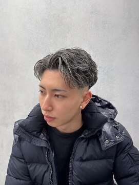 ルースト 西院店(ROOST) MEN’S HAIR/ツイストスパイラル/ホワイトハイライト/西院/眉毛