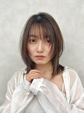 【鶴見】ボブレイヤー　グレージュ/ベージュ