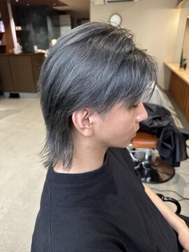 ウォルト 名駅店(walt) 【walt】山田 恭輔 ウルフカット センターパート シルバー