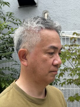 ザ ブライト バーバー(The BRIGHT BARBER) フェザーアップ/スキンフェード/10代/20代/30代/40代/宮城/仙台