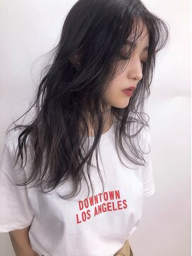 ヌイ 横浜(nui) ネイビーアッシュ_ブランジュネイビーカラーダブルバング