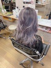 美容室 ココロ(Co Co Lo) ホワイトパープル
