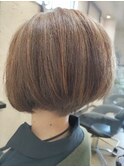 白髪ぼかしハイライト　くすみベージュカラー