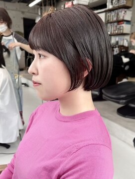 シック(sick) 丸みショートボブ