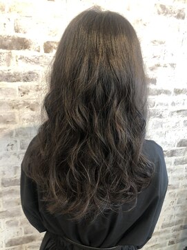 テーラ 八幡宿店(TELA) ♪パーマスタイル×黒髪♪