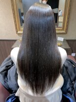 アイノアクロノス 新大久保(AInoa CRONOS)&nbsp;重たく見えない透明感のあるカラーでツヤ髪に☆