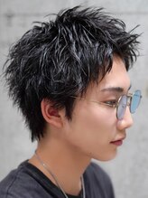 ライラ(Lyla) ネオザックスパイキーショート　ソフトツイストパーマ