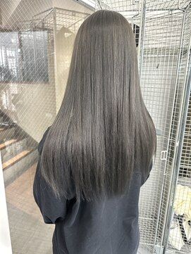 カシェル(cashel) 透明感グレージュ/暗髪カラー