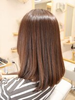 ワンアンドオンリー(One And Only)&nbsp;透明感ココアグレージュ髪質改善ストレートセミロング20代30代