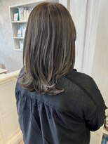 キャアリー(Caary)&nbsp;福山美容室caary オリーブベージュ透明感レイヤーミディアム40代