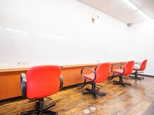 ヘアカラーサロンシンプル 多治見店の雰囲気（根元カラークーポン利用で￥2660～、1か月以内の再来店早割あり）