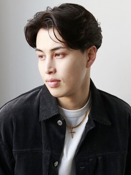 グルーマーズクレッジ 渋谷店(GROOMER/S CREDGE) men's/メンズ/刈り上げセンターパート/ブルーブラック/渋谷