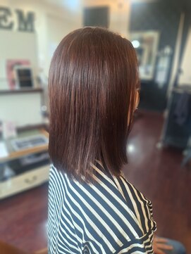 ローレン(LOREM) 切りっぱなし×ミディアム9.30暗めカラー