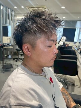メンズサロン キング 心斎橋店(Men’s salon K!ng) 波巻きツイストスパイラルパーマ/フェザーパーマ/眉毛/メンズ