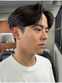 刈り上げセンターパートテーパーフェードカットニュアンスパーマ