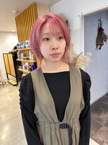 ハイク(HYKE)&nbsp;ピンクカラー×顔まわりレイヤーショートウルフ