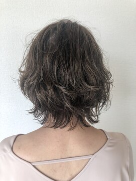 ネイビーヘアデザイン(navy hair design) 大人ショート
