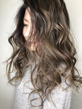 ページボーイ クリーミーベージュバレーヤージュ