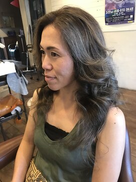 ラシーマ(LA-CIMA) 自然なコントラストハイライト