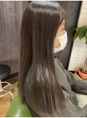 ハイダメージ毛から艶髪へ　髪質改善カラー