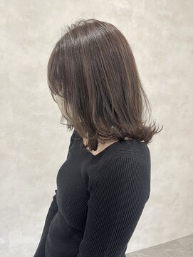 リアン(lien) スモーキーアッシュグレージュ×外ハネ