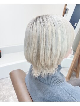 テトラ(TETORA) ホワイトヘア×アンブレラ