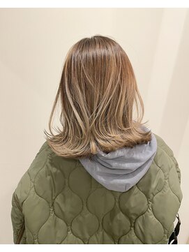 ユニコ(unico) バレイヤージュ/ハイライト/白髪ぼかし