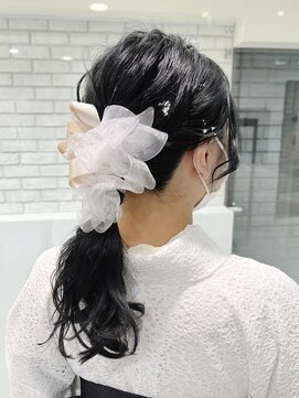 トルネード(TORNADO) 振袖ヘア成人式ヘアアレンジリボンアレンジ丸顔面長K20241102