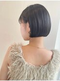 ミニボブ 耳かけ 切りっぱなし 艶髪 暗髪 ショート