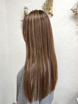 リングバイモアムー(Ring by Moremuu) イッシーハイライトカラー