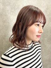 グラフィー(graphy) ワインレッド×波巻きミディアム×髪質改善TOKIOハイパー