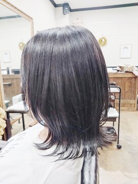 ミュズィー ドゥ ヘア(Musee du hair) ブルーブラック