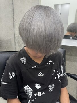 ディーエヌエー バイ エゴル(DiNA by ENGOL) ハイトーンカラー/シルバーカラー/ホワイトカラー/髪質改善/栄