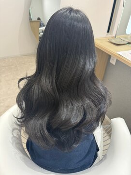 ビビバイベル(BiVi by BHEL) 桑名ロングレイヤーカットハッシュカット透明感カラー重めロング