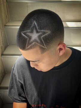 ビンゴ(BINGO) 2144黒髪バリカンアートニュアンスデザインスキンフェードボウズ