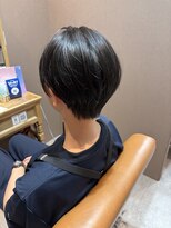 スーリール 小倉店(Sourire)&nbsp;耳かけショート。黒髪。20代。30代