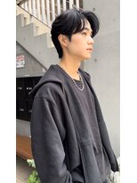 アコロン(acoron.) 10代/20代/センターパート/曲がる縮毛矯正/池袋メンズカット