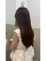 シュヴーブリヤン(cheveux brillants)&nbsp;『美髪縮毛矯正で再現性100%な艶髪』グレージュストレートロング