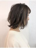 ショートヘア顔周りレイヤーブリーチダブルカラーショートボブ