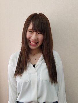 美容室イーナ(e na) サイドシャギーのセミロング