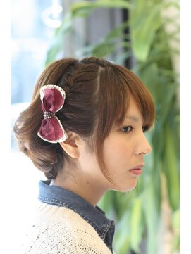 アールザビビット(R The Bibitto) ショートボブ　サイド編み込み