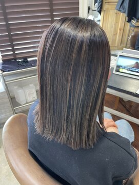 ボタニカル(BOTANICAL) 20代30代40代切りっぱなしワンレンボブ×バレイヤージュベージュ