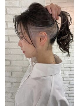 ロンドルーチェ 心斎橋(Lond luce) ダークアッシュ/ミディアムレイヤーカット［髪質改善/縮毛矯正］