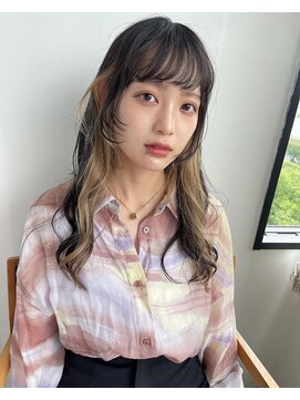 ザ オーダー(THE ORDER) インナーカラーを活かしたリバース巻きスタイル