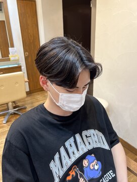 エクリ 麻布十番(equri) ニュアンスセンターパート