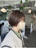ショートボブ