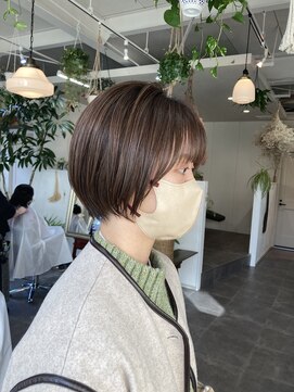 タオ(tao) ショートボブ