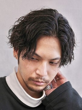 フィフス トウキョウ (fifth TOKYO) 波巻きパーマ波巻きスパイラルパーマツイストスパイラルパーマ