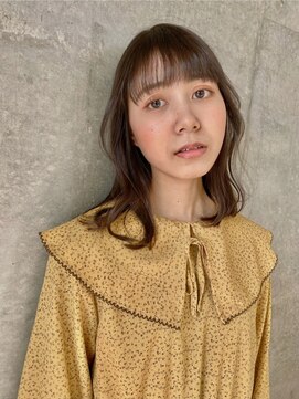 セル(CELL) シアーオリーブ×レイヤー ふんわりカール ヘルシースタイル